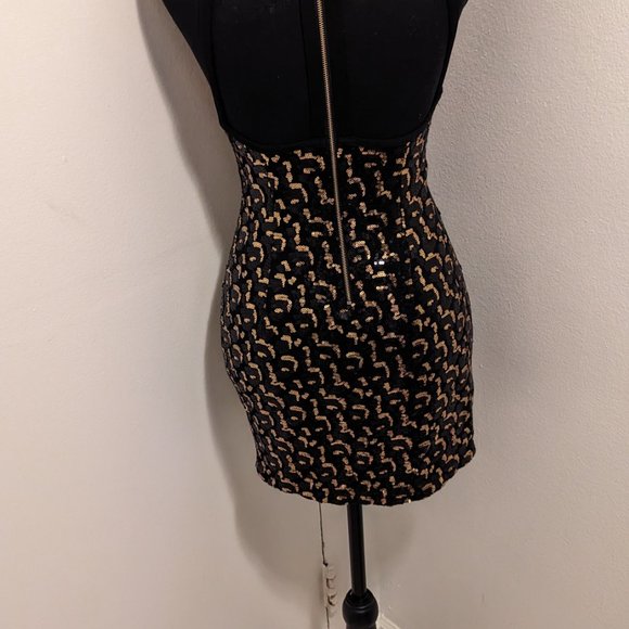 A'GACI Black/Gold Sequin Front Peephole Mini Dress - Picture 7 of 9